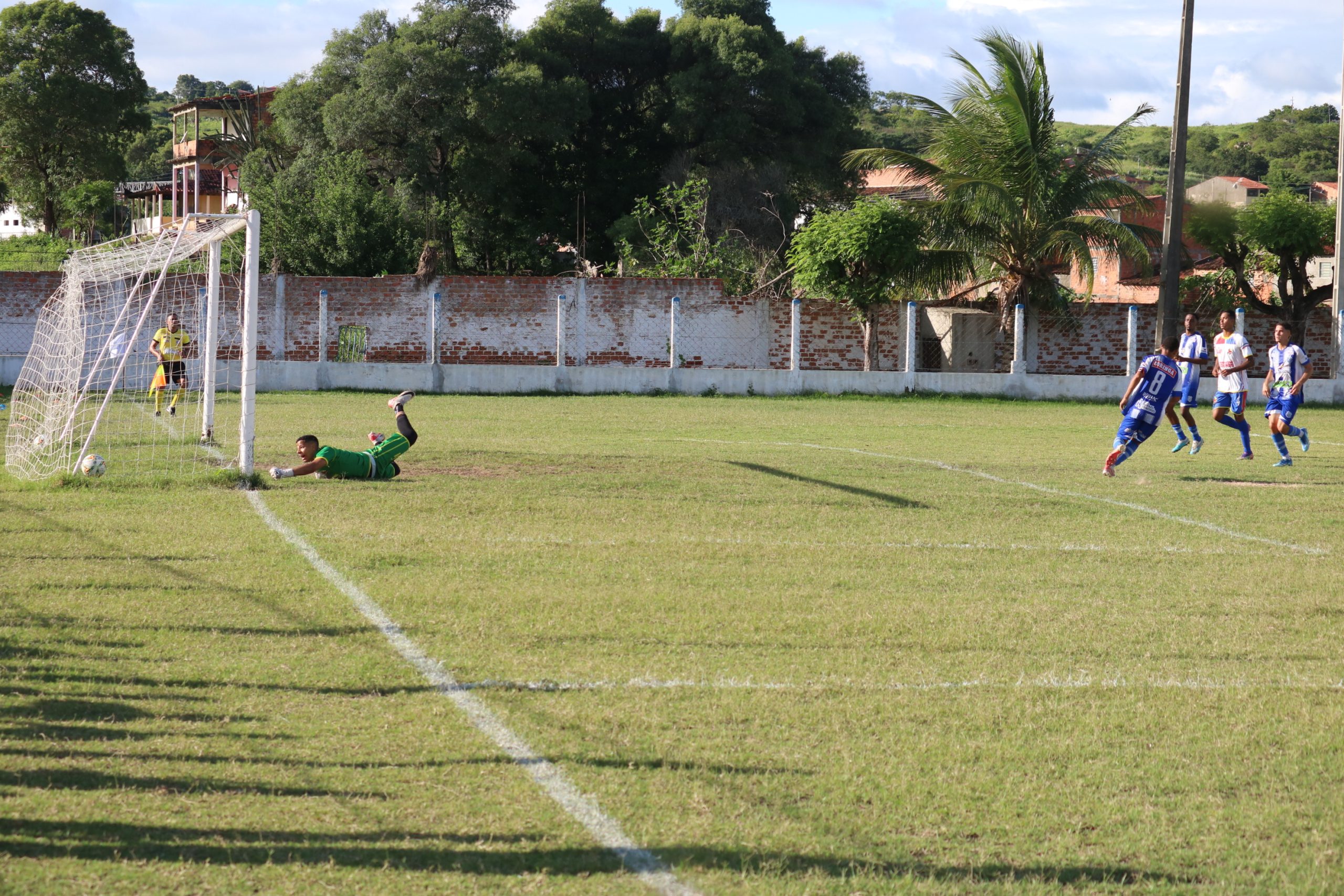 Em casa, Jaciobá vence o CEO e assume a liderança do grupo E do Alagoano Sub-20