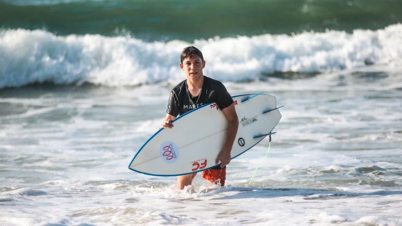 Big Rider Kids: conheça José Lucas, surfista cearense de 12 anos que surpreende em ondas grandes