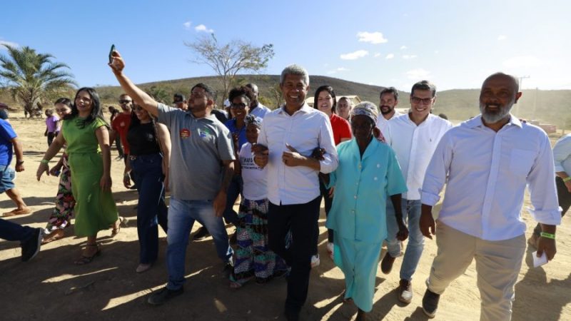 Governo baiano entrega nova infraestrutura e casas para comunidade quilombola de Seabra