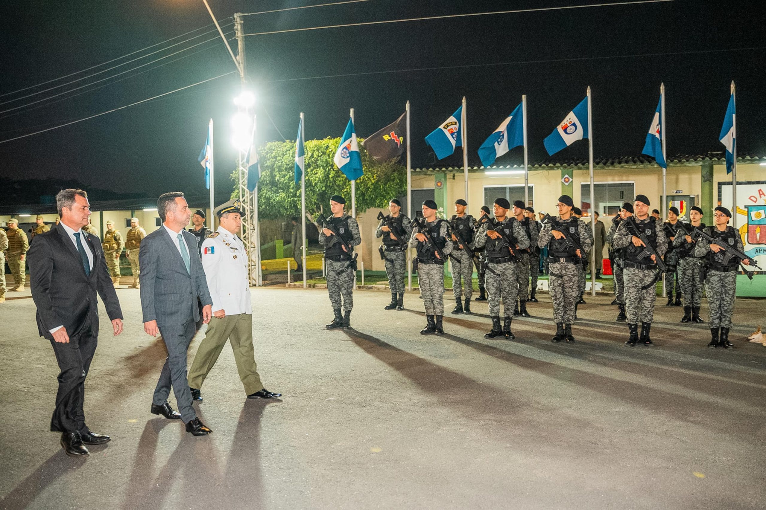 Governador prestigia solenidade na Academia de Polícia Militar e promove quase mil militares