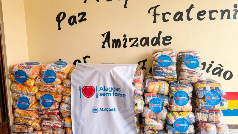 Alagoas Sem Fome beneficia crianças e adolescentes com doação de alimentos em Arapiraca