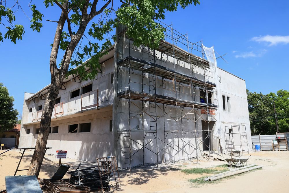 Secretário da Infraestrutura visita obras de modernização do Campus Poeta Torquato Neto da Uespi