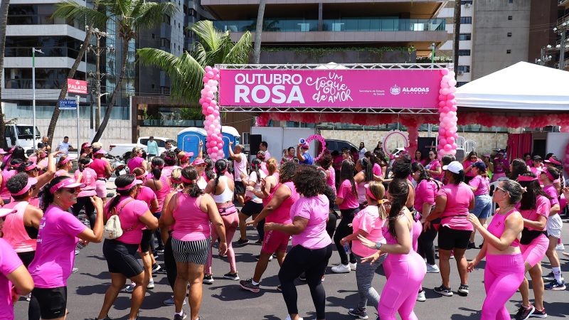 Outubro Rosa: Sesau promove ações de conscientização contra o câncer de mama em Maceió