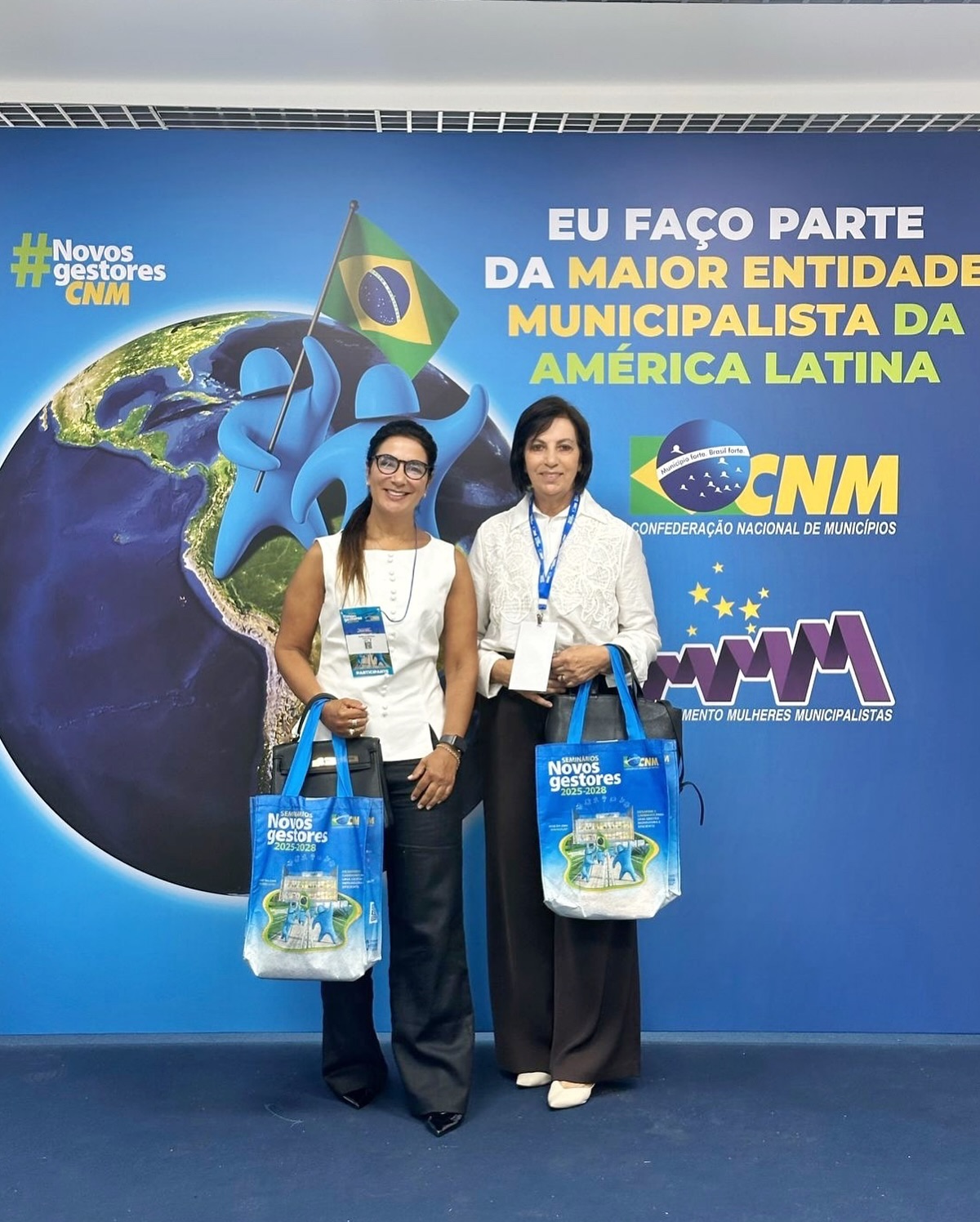 Prefeita eleita de Monteirópolis, Leonor Monteiro, participa de evento em Brasília