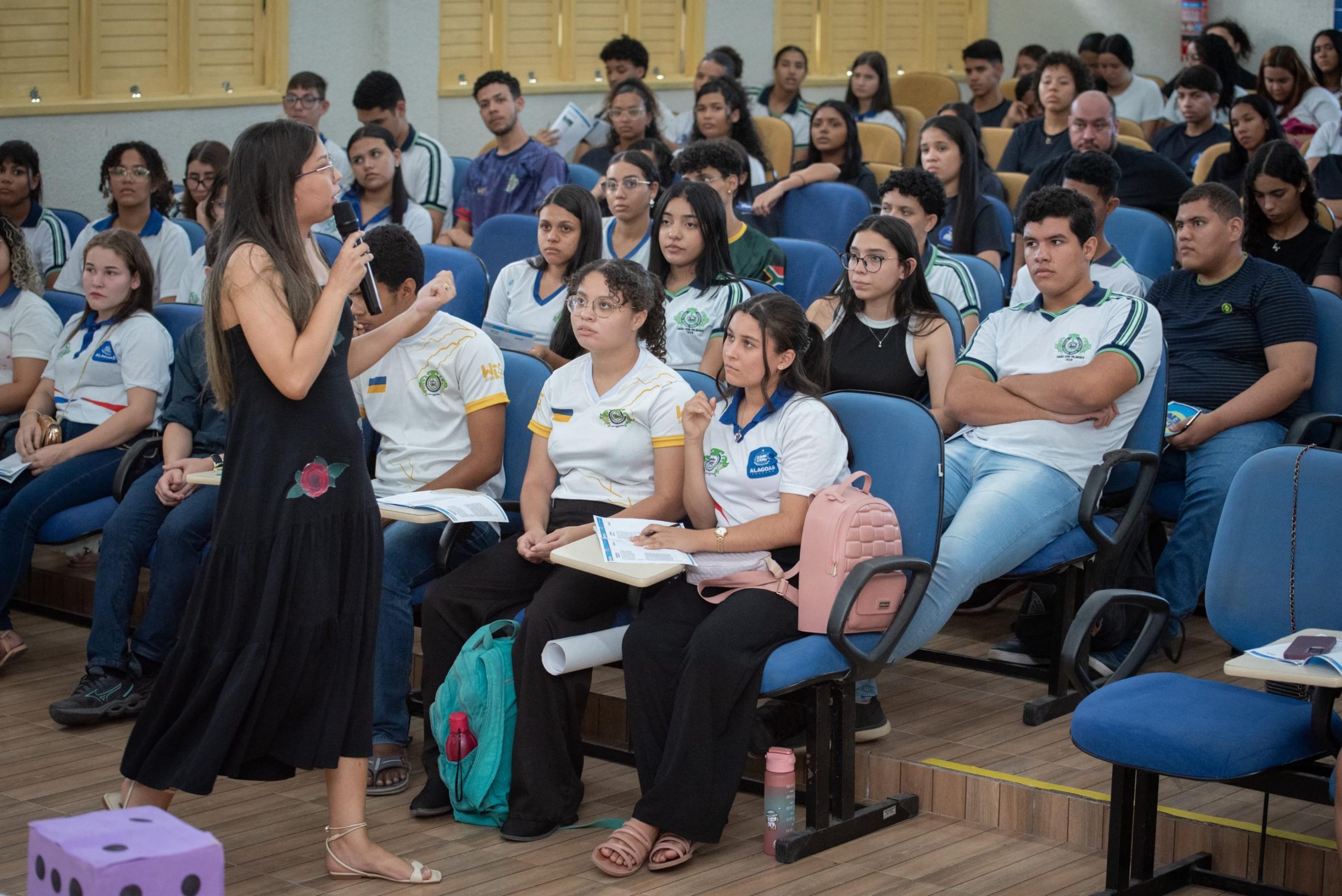 Mais de 30 mil estudantes da rede estadual participam do Enem 2024