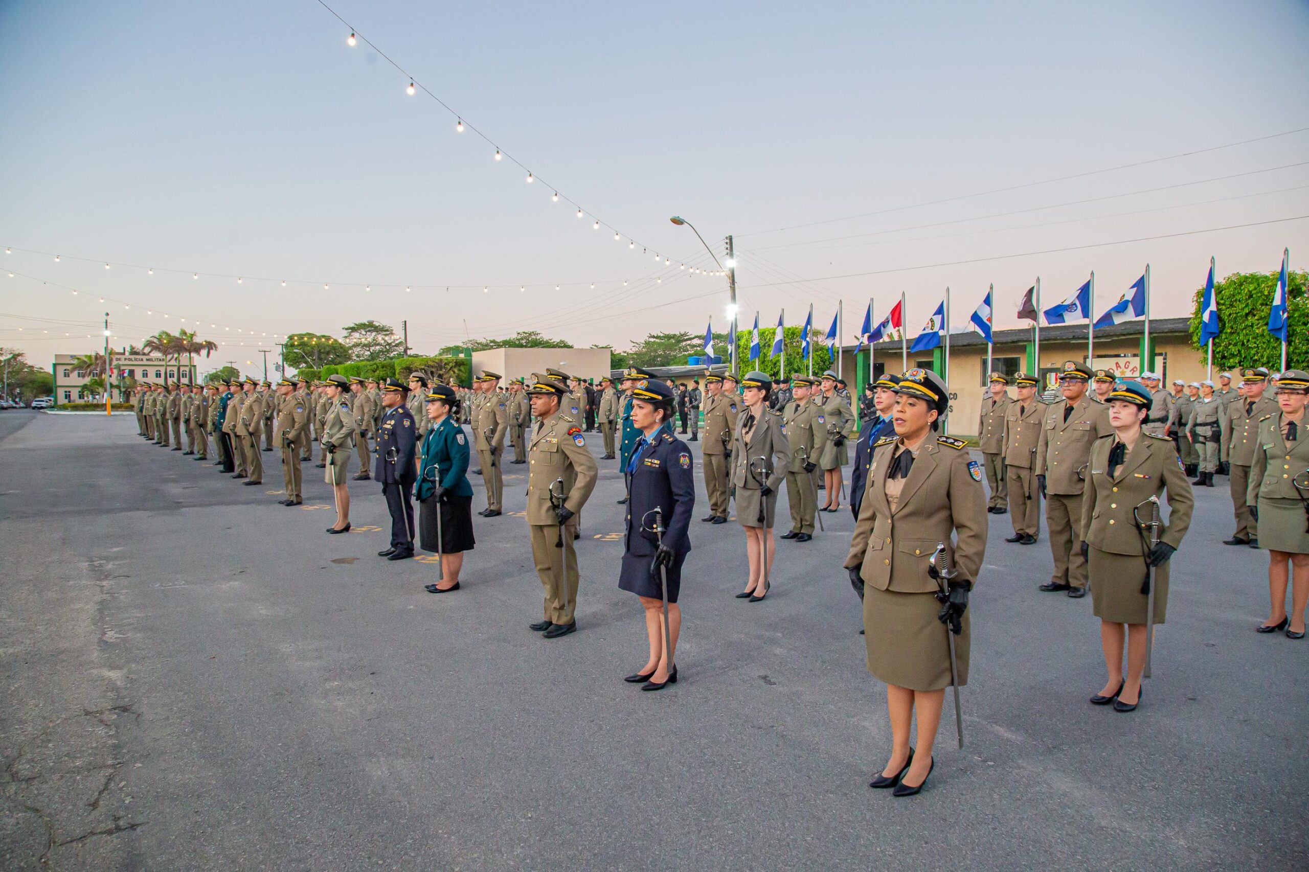 PM forma 102 militares na primeira turma do Curso de Comando e Estado Maior