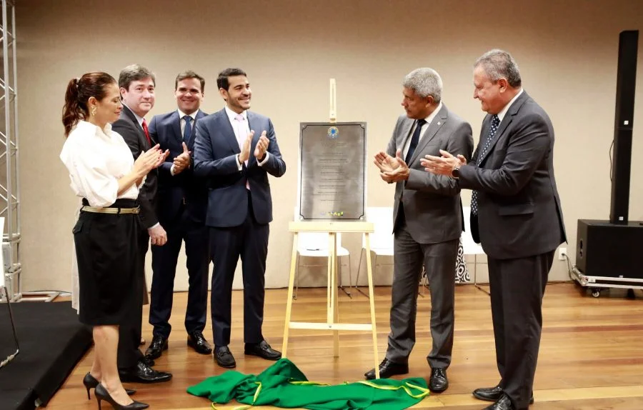 Em Salvador, governador participa da inauguração da nova sede Advocacia-Geral da União com presença de ministros