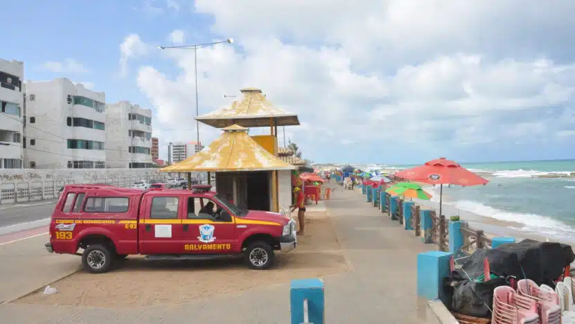 Bombeiros resgatam 19 pessoas no litoral potiguar e uma segue desaparecida