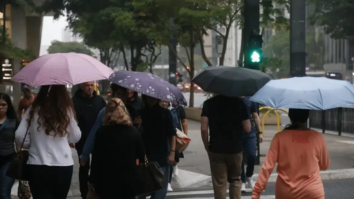 Alerta de chuvas intensas para 96 cidades do Rio Grande do Norte