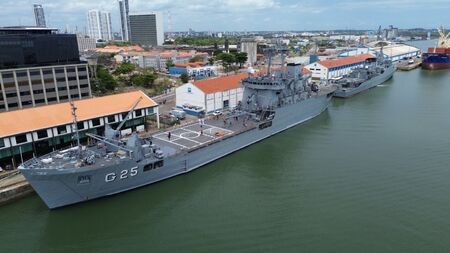 Visitação a navios da Marinha do Brasil movimenta Porto do Recife; saiba como conhecer