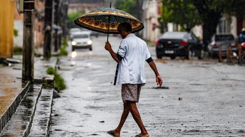 Ceará tem avisos de chuvas intensas para 102 cidades entre sábado e domingo; veja lista