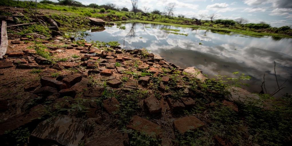 Ruínas de cidade cearense submersa pelo Castanhão reapareceram há 12 anos; veja imagens