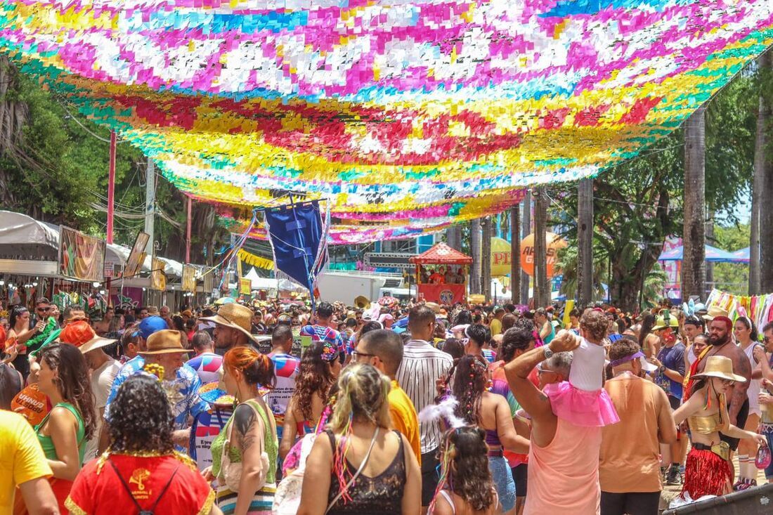 Carnaval 2025: é feriado ou ponto facultativo em Pernambuco? Saiba quais os direitos do trabalhador