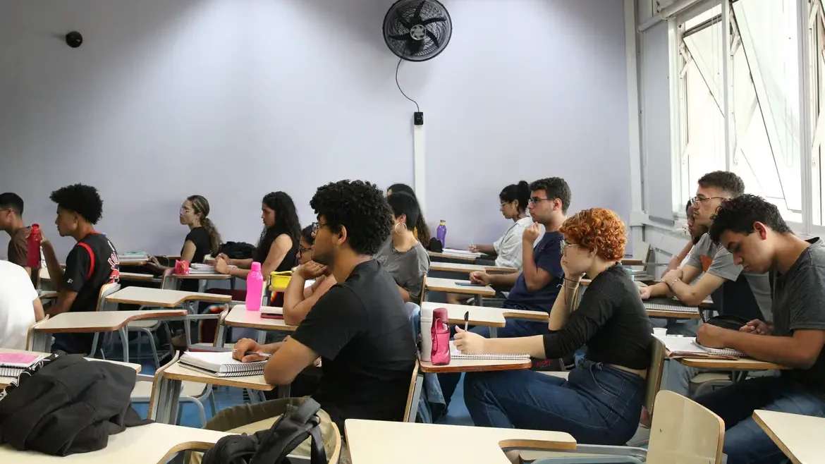 Cursinhos populares abrem inscrições a partir de 22 de abril