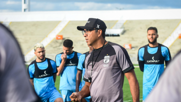 Felipe Surian vê evolução do Treze em amistoso mas quer ajustes antes da estreia na Série D