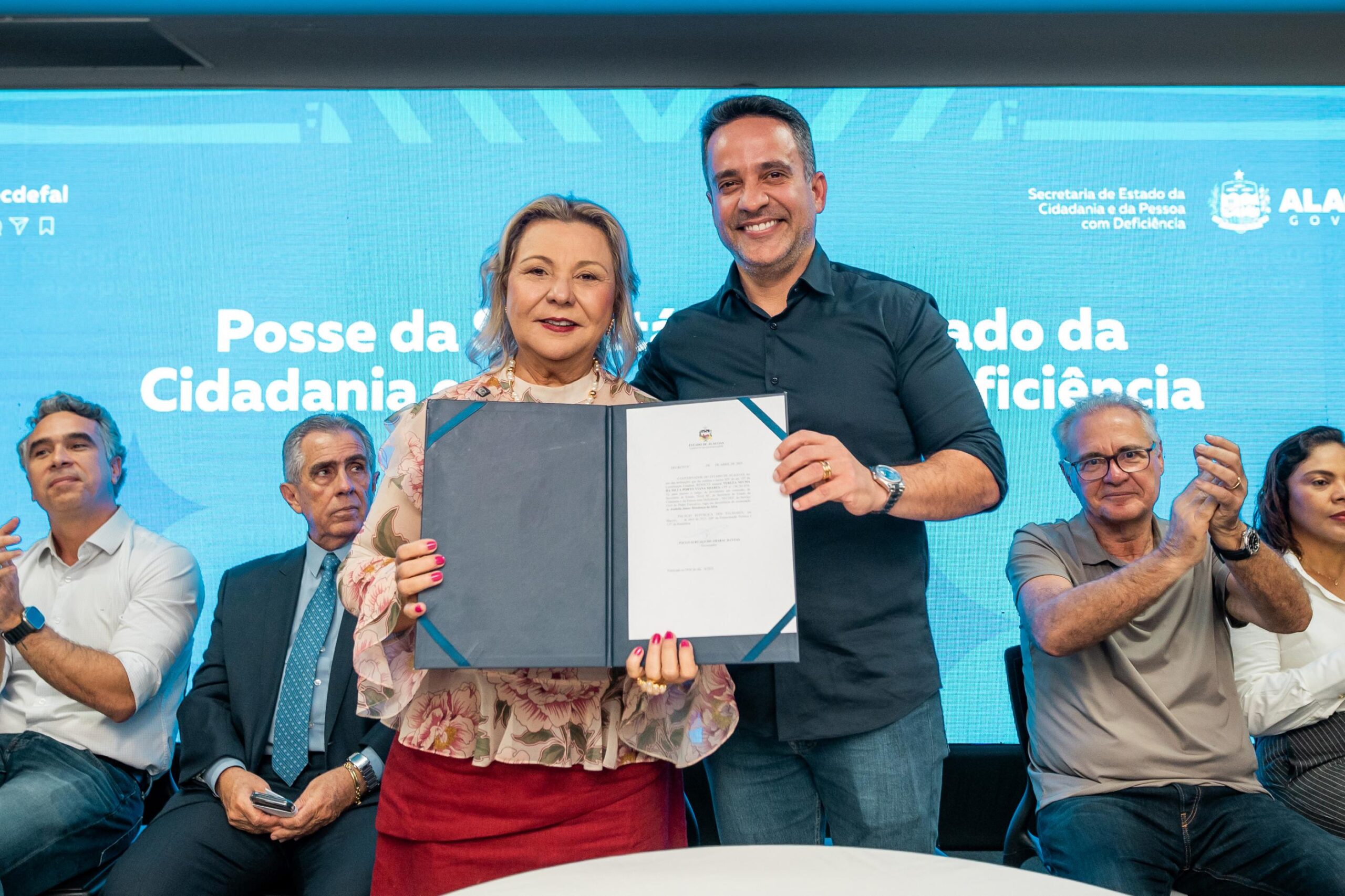 Tereza Nelma assume a Secdef com o compromisso de fazer Alagoas um estado ainda mais inclusivo