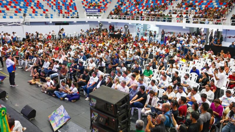 Maranhão Livre da Fome é lançado com a entrega dos primeiros cartões e ação social no Castelinho