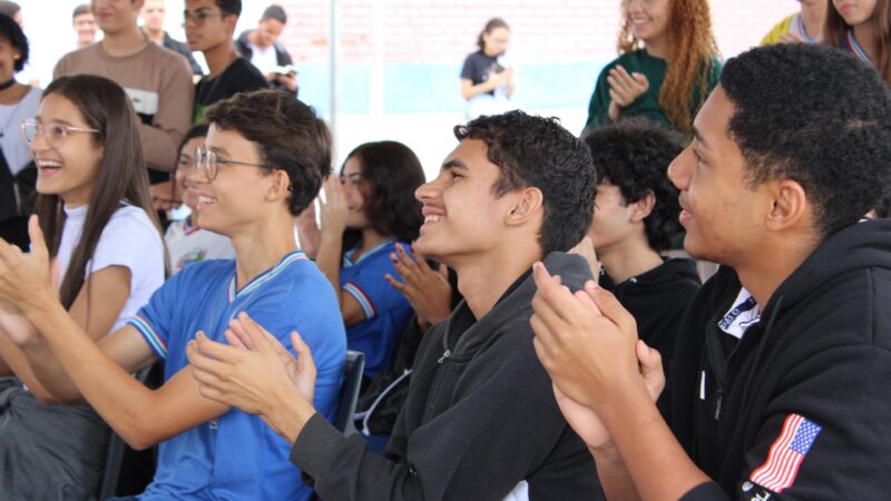 Estudantes da rede estadual participam de festa literária estudantil indígena, em Paulo Afonso