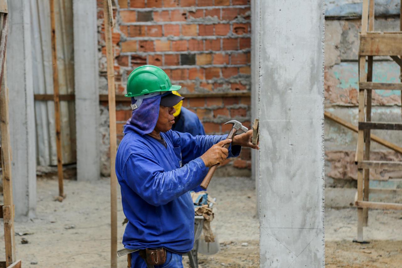 Governo do Estado investe em educação e impulsiona geração de empregos com obras em toda a Bahia