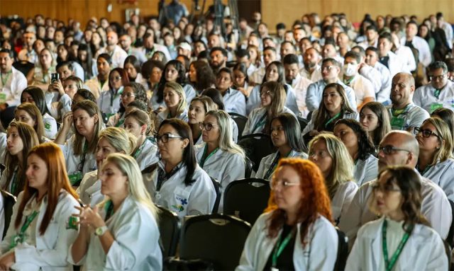 Governo abre mais de 3 mil novas vagas para Mais Médicos