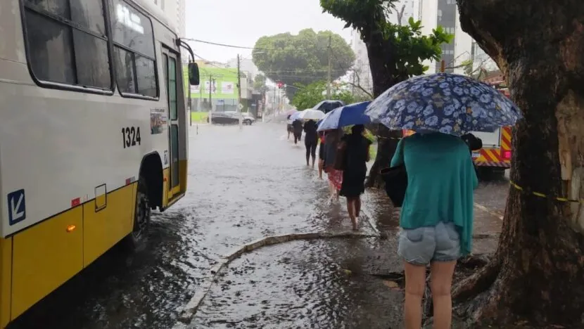 Natal registrou mais de 80 mm de chuva nas últimas 24 horas, aponta Emparn