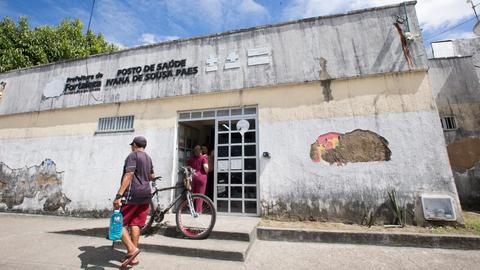 Falta de profissionais em postos de saúde de Fortaleza gera sobrecarga e demora em atendimentos