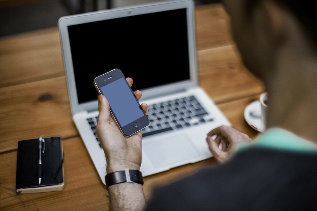 Cresce o número de pessoas que utiliza internet na Paraíba e proporção chega a 87,5%