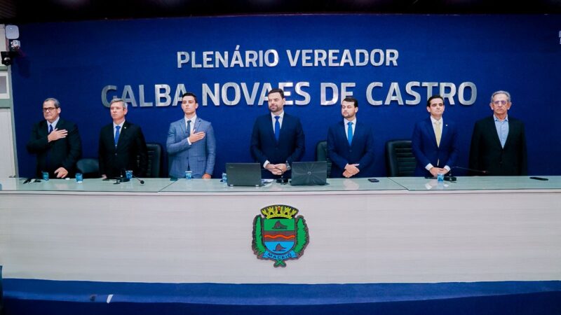Caio Bebeto e Neto Andrade tomam posse como vereadores na Câmara de Maceió