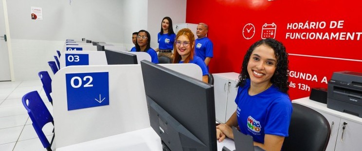 Parnarama recebe Estação Tech, Viva/Procon e centenas de cartões do Programa Maranhão Livre da Fome