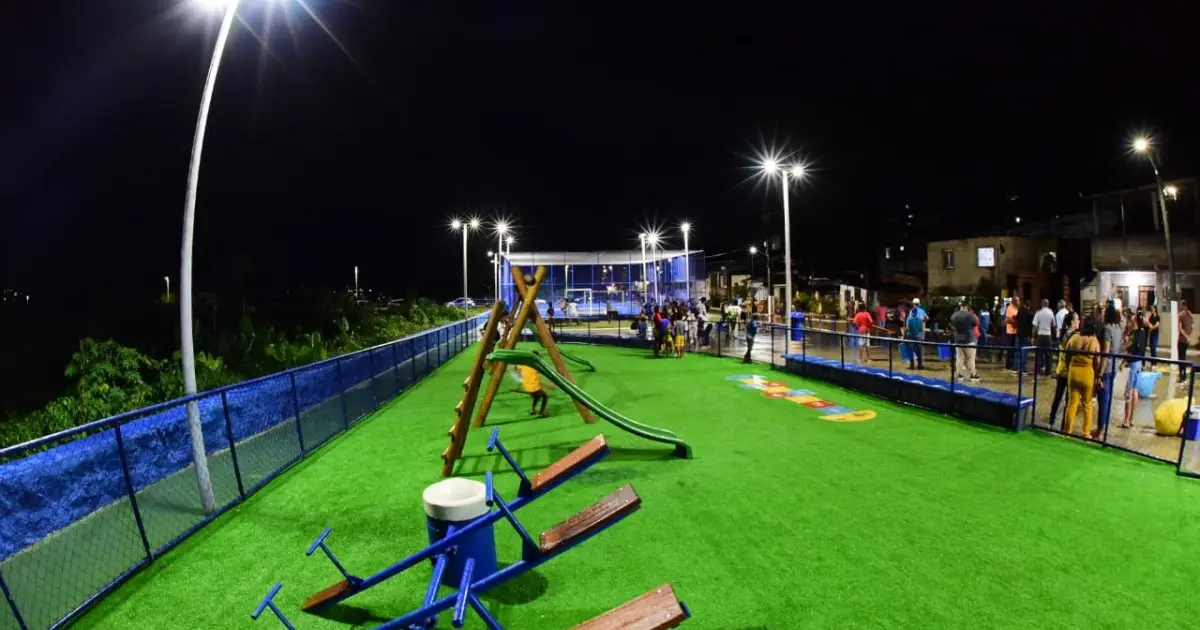 Prefeitura inaugura praça em Nova Constituinte com espaços de lazer, academia e parque infantil