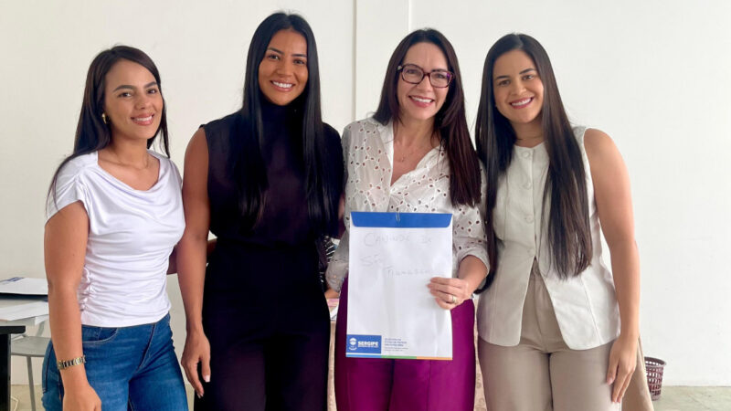 Governo do Estado entrega cartões CMais Mulher a municípios do sertão durante evento em Nossa Senhora da Glória