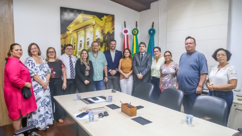 Câmara promulga lei que unifica matrícula dos professores da rede municipal de Maceió 