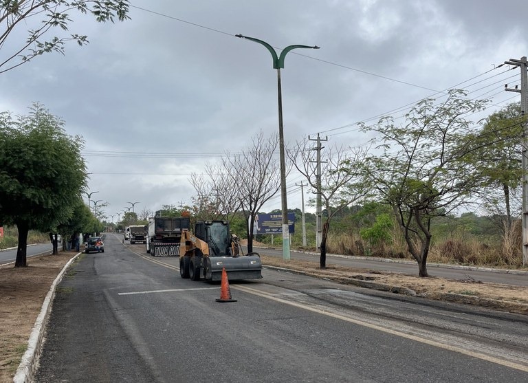 DNIT inicia recuperação da BR-226 em Grajaú