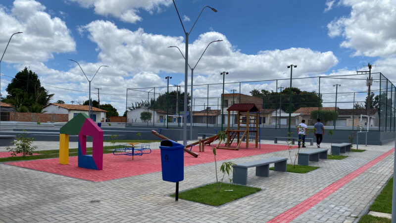 Espaços de lazer executados pelo Governo do Estado alegram moradores de Cumbe e Nossa Senhora das Dores