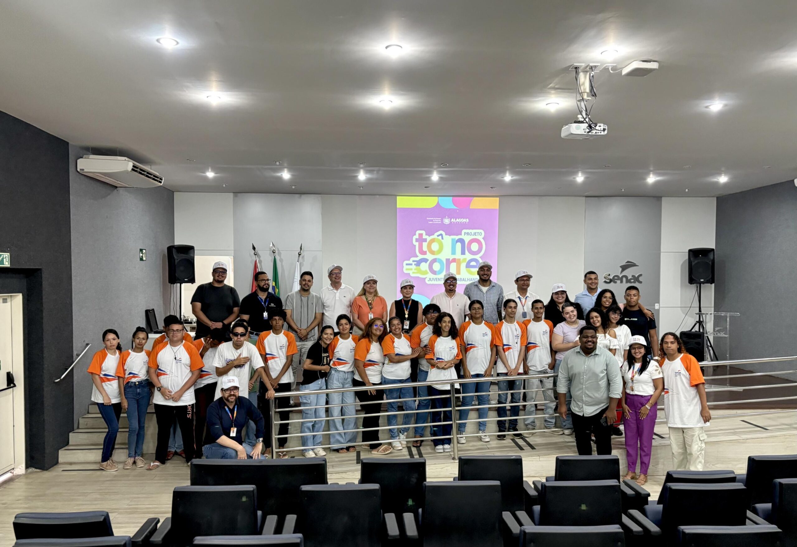 Projeto Tô no Corre promove aula inaugural com jovens participantes