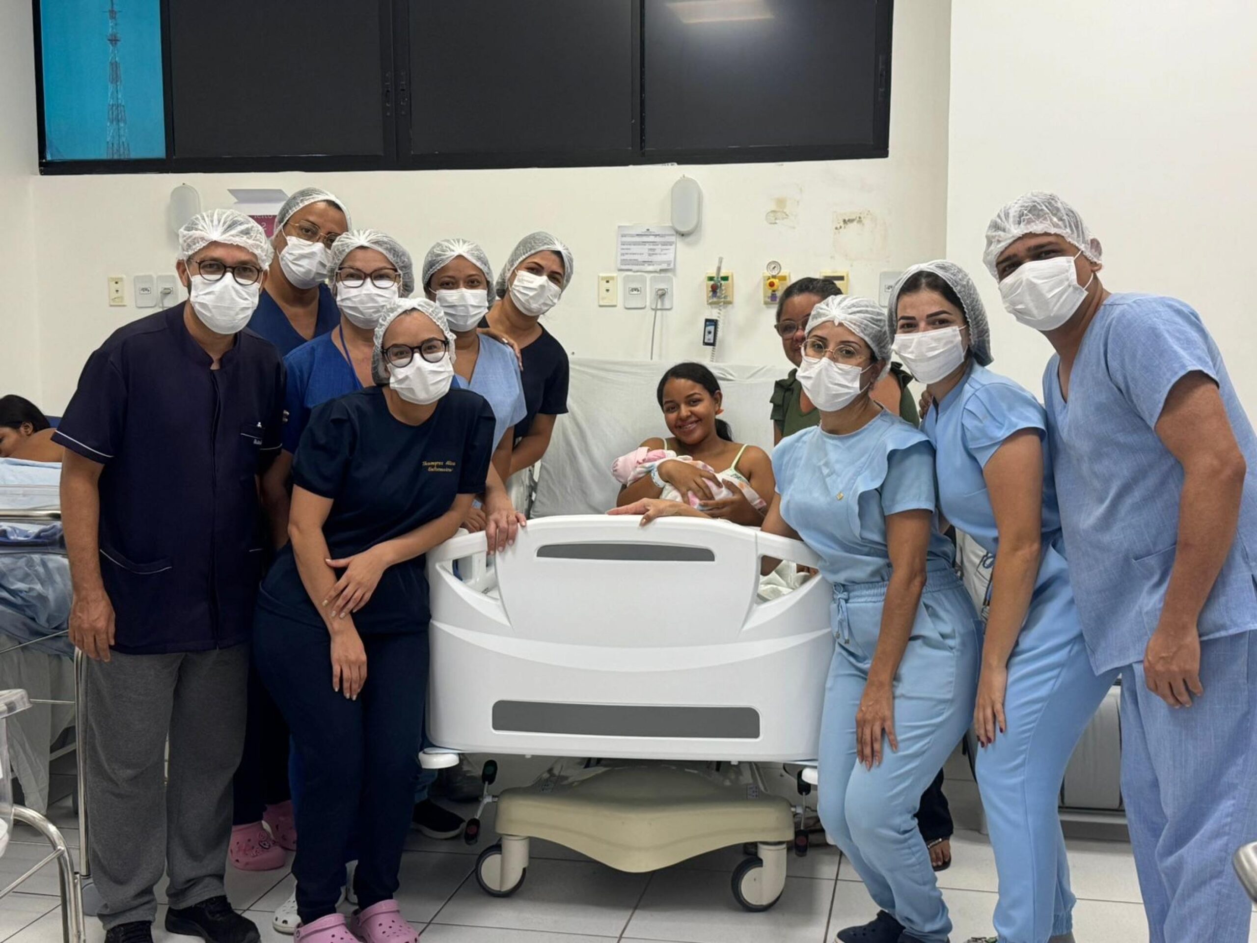 Primeiro bebê nascido em 2026 na rede pública estadual é menina