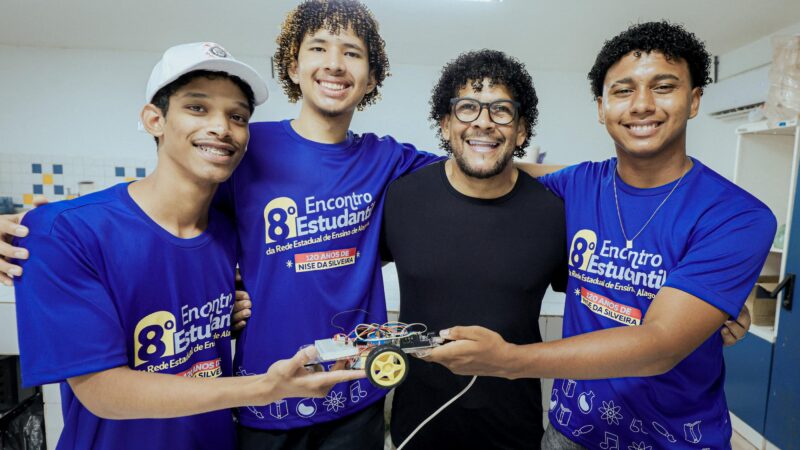 Duas escolas da rede estadual são selecionadas para a maior feira de iniciação científica do Brasil