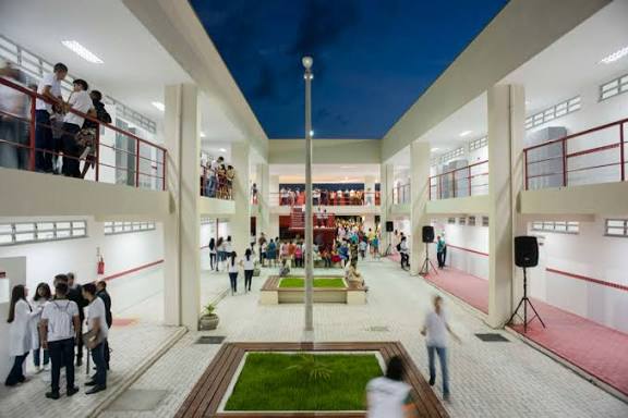 Governo do Ceará celebra início do ano letivo da rede estadual com inauguração da escola Paulo Ayrton, em Fortaleza