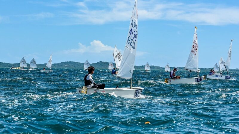 Promessa da vela baiana disputa campeonato no Canadá com apoio do Governo do Estado