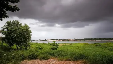 Inmet emite aviso de chuvas intensas para 33 cidades do Ceará; veja lista