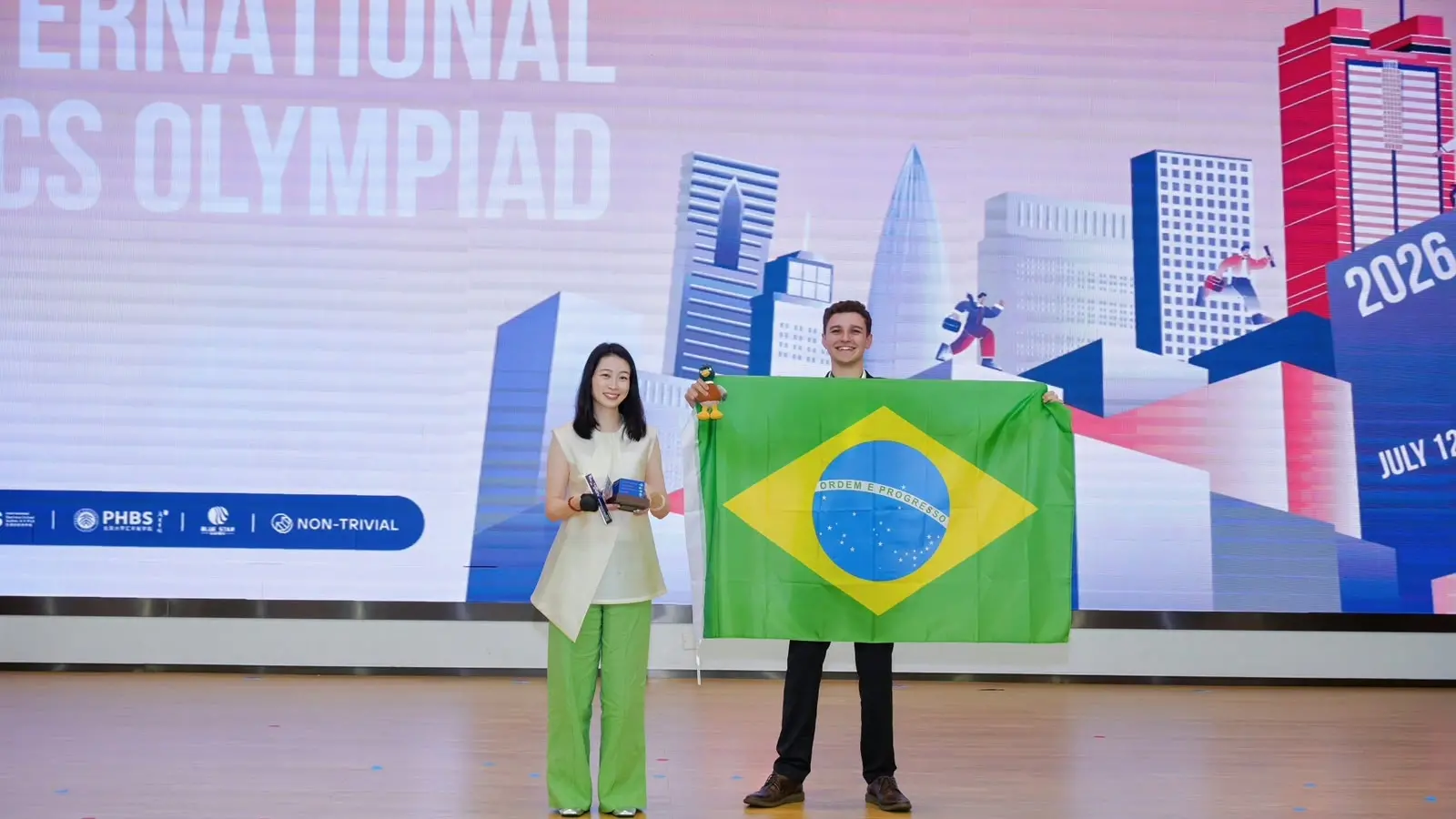 Estudante do CE conquista melhor nota do mundo na Olimpíada Internacional de Economia